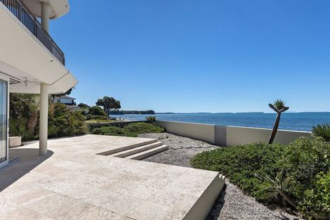 Photo of property in 26 Tiri Road, Milford, Auckland, 0620