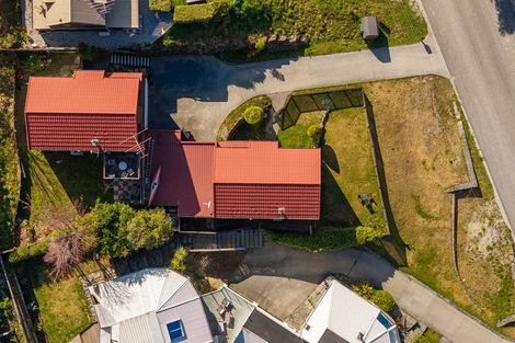 Photo of property in 5 Arawata Terrace, Fernhill, Queenstown, 9300