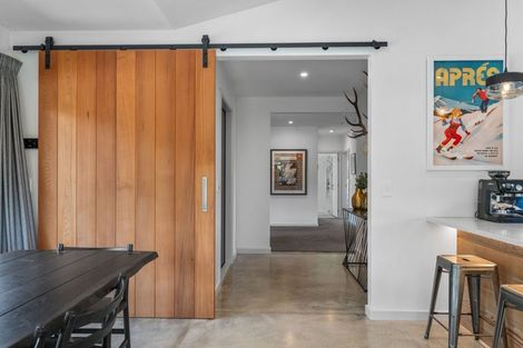 Photo of property in 40 Lacebark Drive, Kinloch, Taupo, 3377