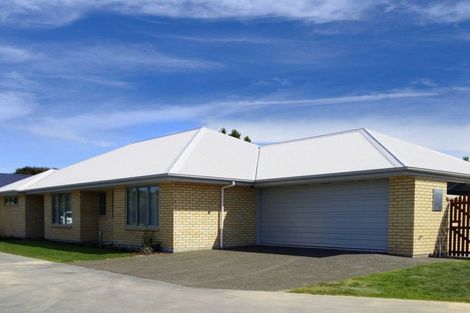 Photo of property in 61 Beachvale Drive, Kaiapoi, 7630