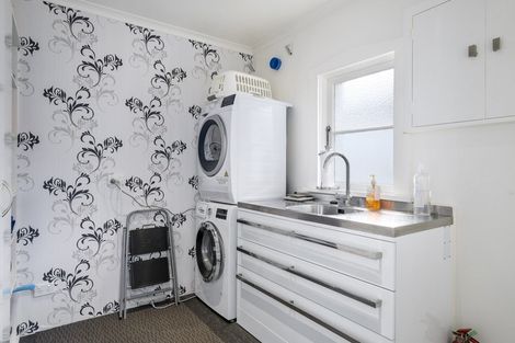 Photo of property in 2 Jubilee Street, Belleknowes, Dunedin, 9011