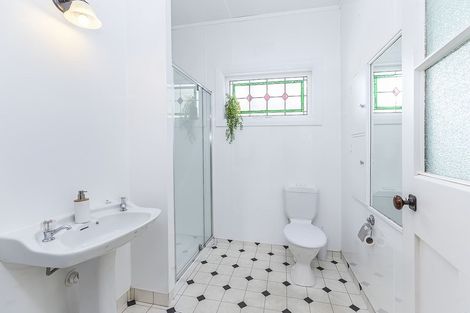 Photo of property in 16 Samoa Street, Kilbirnie, Wellington, 6022