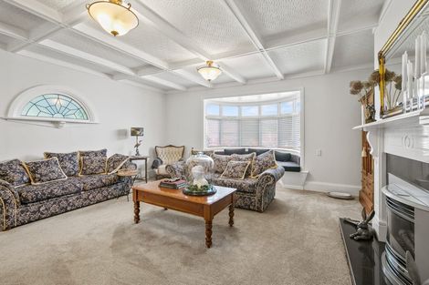 Photo of property in 76 Barrett Street, Westown, New Plymouth, 4310