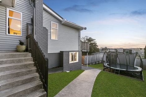 Photo of property in 1/266 Forrest Hill Road, Forrest Hill, Auckland, 0620