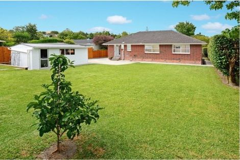 Photo of property in 26 Lynden Avenue, Hillcrest, Auckland, 0627