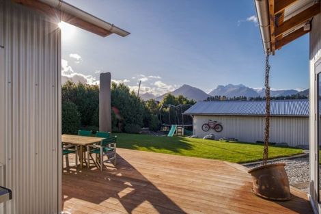 Photo of property in 10 Birchdale Place, Glenorchy, 9372