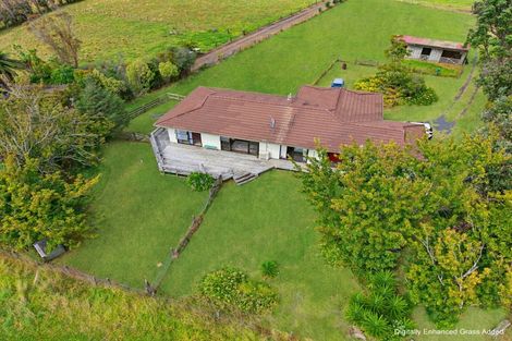 Photo of property in 140 Craig Road, Pollok, Waiuku, 2683