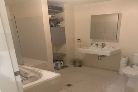 Photo of property in Montreaux, 164 The Terrace, Wellington Central, Wellington, 6011