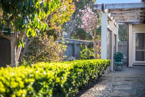 Photo of property in 12 Avion Terrace, Raumati Beach, Paraparaumu, 5032