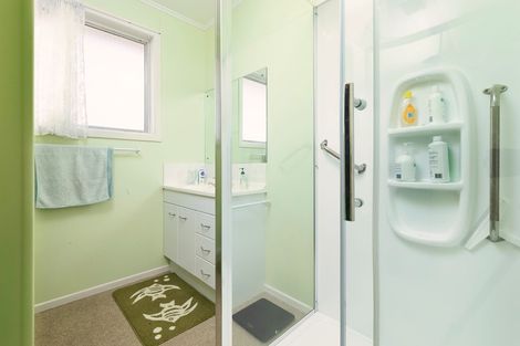 Photo of property in 1/73 Vodanovich Road, Te Atatu South, Auckland, 0610