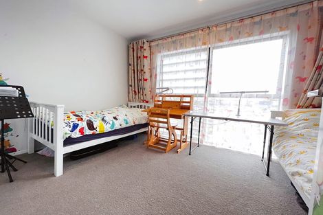 Photo of property in 13 Settlers Avenue, Hobsonville, Auckland, 0618