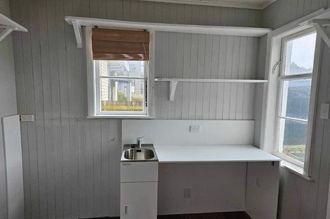 Photo of property in 125 Oxford Terrace, Epuni, Lower Hutt, 5011