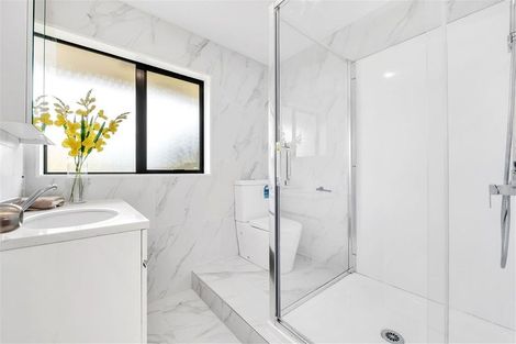 Photo of property in 13 Eroni Clarke Close, Flat Bush, Auckland, 2019