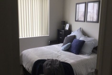 Photo of property in 75 Popokatea Drive, Takanini, 2112