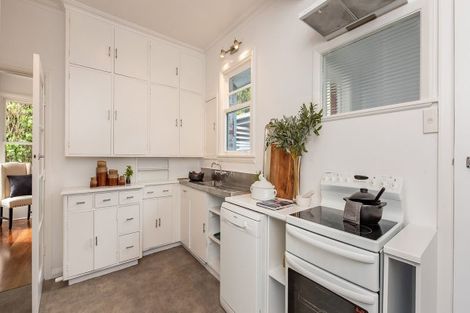 Photo of property in 42 Gloucester Street, Wilton, Wellington, 6012