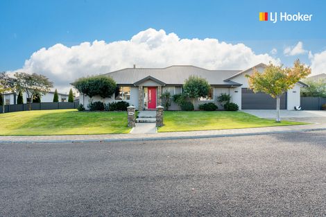 Photo of property in 17 Calluna Crescent, Mosgiel, 9024