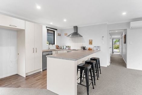 Photo of property in 8 Wai Huri Place, Omokoroa, 3114