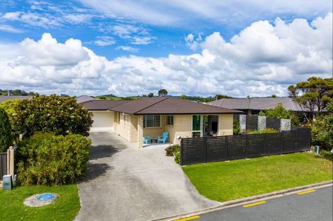 Photo of property in 43 Kedge Drive, Mangawhai, 0505