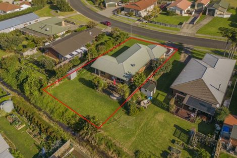 Photo of property in 36 Springbok Avenue, Whitianga, 3510