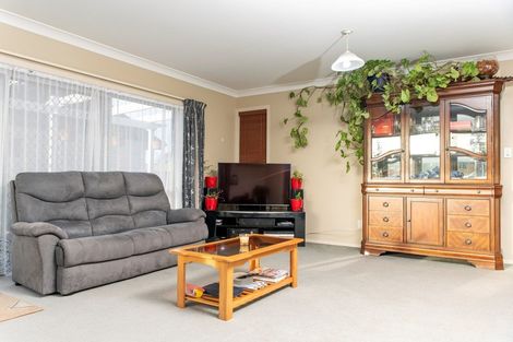 Photo of property in 3 Konini Place, Edgecumbe, 3120