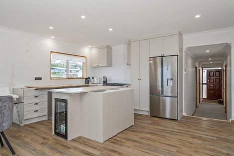 Photo of property in 101 Centennial Drive, Whitianga, 3510