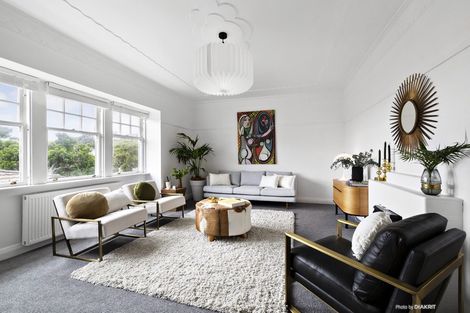 Photo of property in 94 Upland Road, Kelburn, Wellington, 6012