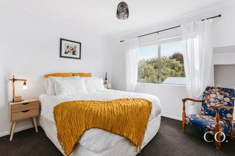 Photo of property in 21b Dingadee Street, Welcome Bay, Tauranga, 3112