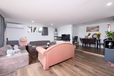 Photo of property in 116 Ennis Avenue, Pakuranga Heights, Auckland, 2010