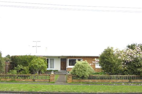 Photo of property in 1 Truby King Street, Merrilands, New Plymouth, 4312