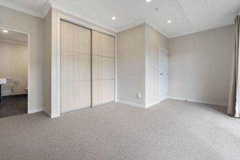 Photo of property in 2/132 Stancombe Road, Flat Bush, Auckland, 2016