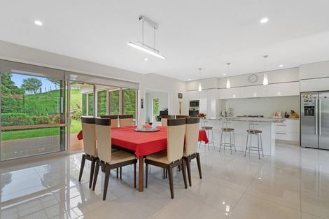 Photo of property in 4 William Street, Highlands Park, New Plymouth, 4312