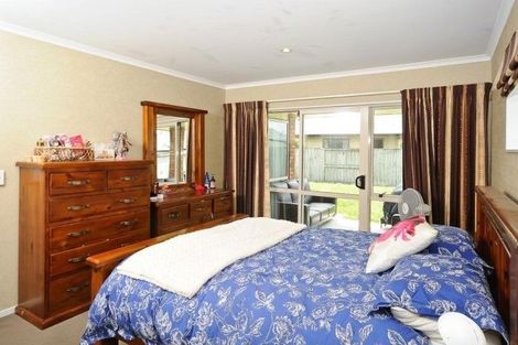 Photo of property in 3 Whitford Place, Rototuna North, Hamilton, 3210