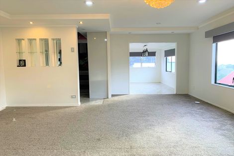 Photo of property in 29 Goodwood Drive, Goodwood Heights, Auckland, 2105