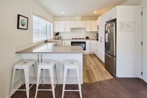 Photo of property in 9 Martha Turnell Crescent, Manor Park, Lower Hutt, 5019