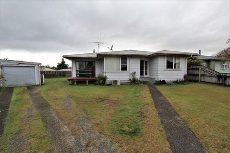Photo of property in 27 Tarapunga Place, Tokoroa, 3420