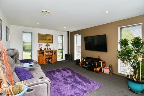 Photo of property in 2 Foxton Drive, Kaiapoi, 7630