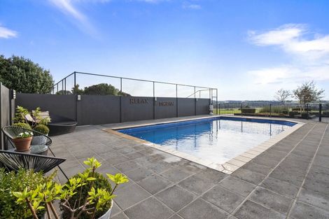 Photo of property in 70 Kakariki Road, Marton, 4787