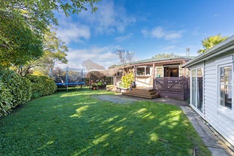 Photo of property in 4 Laurel Place, Awapuni, Palmerston North, 4412