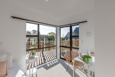 Photo of property in 16 Huia Street, Waikanae, 5036