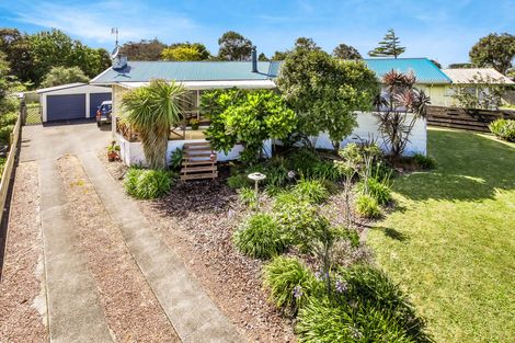 Photo of property in 42 George Street, Waiuku, 2123