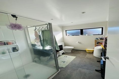 Photo of property in 2 Rarahu Road, Hobsonville, Auckland, 0616