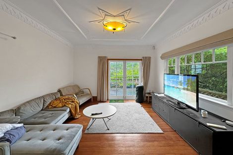 Photo of property in 54 Moana Road, Kelburn, Wellington, 6012