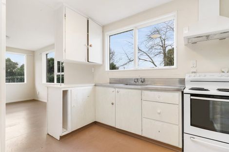 Photo of property in 22 Besant Place, Avondale, Christchurch, 8061