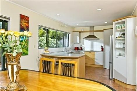 Photo of property in 20 Pukatea Avenue, Albany, Auckland, 0632