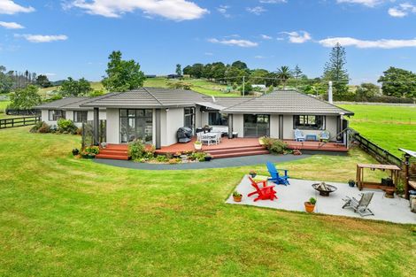 Photo of property in 29 Pataua Road North, Whareora, Whangarei, 0175