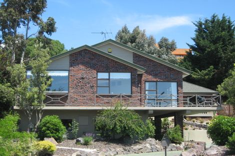 Photo of property in 27 Woodside Common, Westmorland, Christchurch, 8025