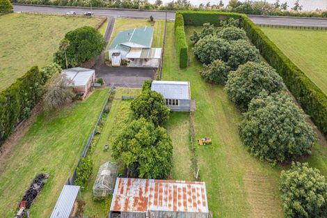 Photo of property in 92 Riverbank Road, Okoia, Whanganui, 4573