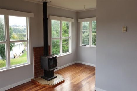 Photo of property in 74 Hurndall Street East, Maungaturoto, 0520