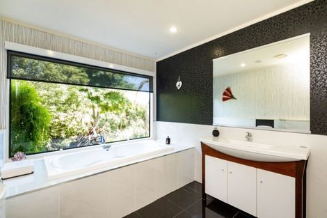 Photo of property in 135 Ballantyne Road, Poraiti, Napier, 4182