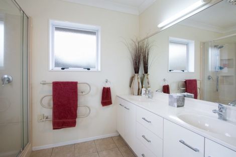 Photo of property in 5 Belmont Rise, Katikati, 3129